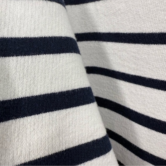 L.L.Bean Striped Quarter Button Pullover Size Small White with Navy Stripes GUC - Picture 3 of 7